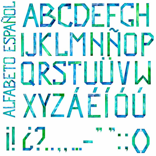 Акварель рукописный алфавит с латинскими (испанскими) буквами; 5 гласных с акцентом; знаки препинания. Изолированный на белом фоне. Иллюстрация
. - Фото, изображение