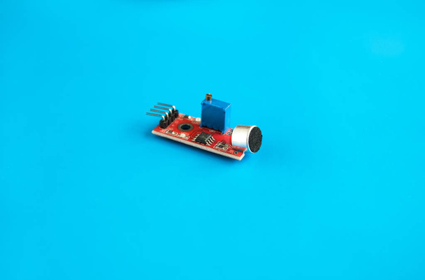 Módulo de detecção do sensor do microfone do som da sensibilidade alta para Arduino
 - Foto, Imagem