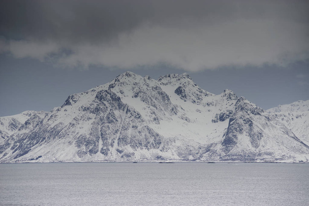 Winter hard landschap in de Lofoten archipel, Noorwegen, Europa - Foto, afbeelding