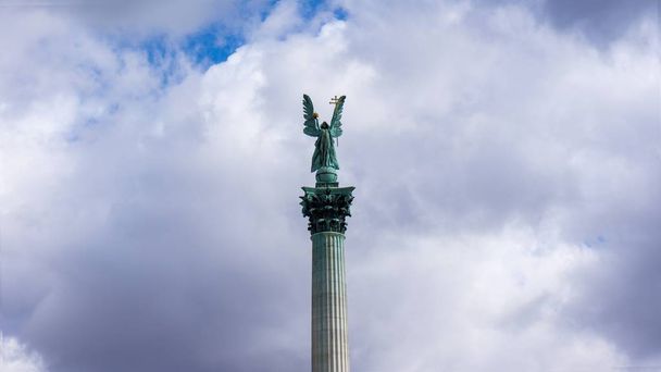 Памятник тысячелетию на площади Героев в Будапеште, Венгрия
. - Фото, изображение