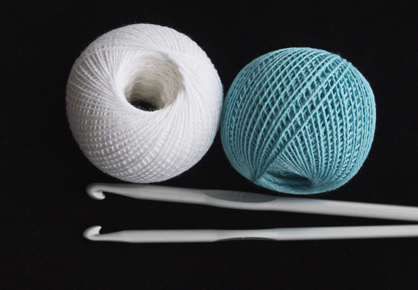 yarn, thread and hooks - accessories and material for crochet, home needlework - Zdjęcie, obraz