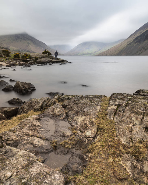 Stunning long exposure landscape image of Wast Water in UK Lake  - Photo, Image