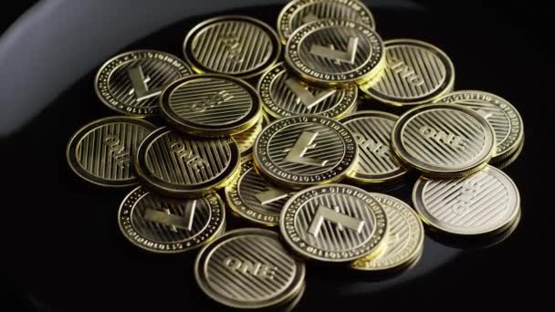 Обертовий постріл bitcoins цифровий cryptocurrency-bitcoins Litecoin - Кадри, відео