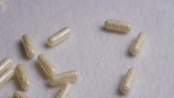 Rotating stock footage shot of vitamins and pills - Footage, Video