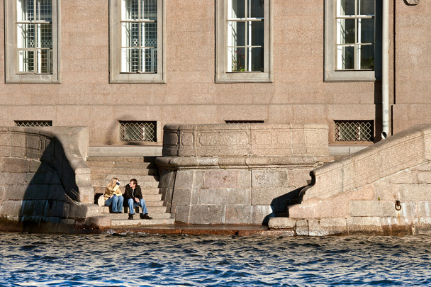 Vista desde el río a la arquitectura de San Petersburgo
. - Foto, imagen