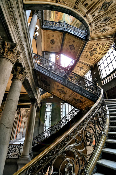 Treppenhaus des Museo nacional de arte in Mexiko-Stadt - Foto, Bild