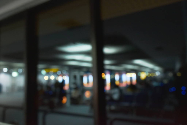  Unklarheit über Handy-kostenlose Ladegeräte im Flughafen-Terminal - Foto, Bild
