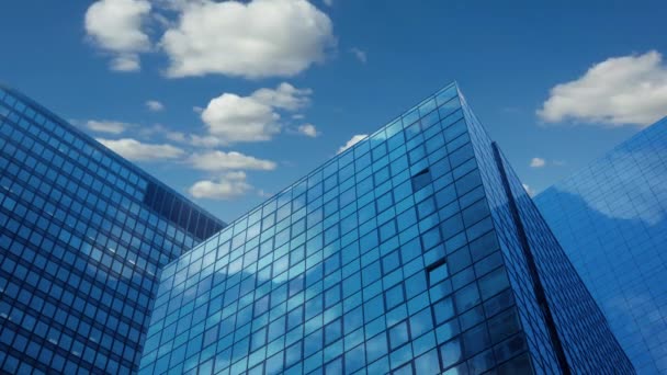 moderní mrakodrapy a mraky - Záběry, video