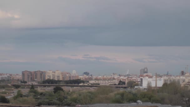 Blick aus der Straßenluft von valencia v30 des Tages - Filmmaterial, Video