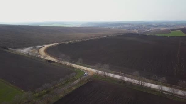 フィールドおよび農業区画の鳥瞰図。モルドバ共和国。航空写真ビュー. - 映像、動画