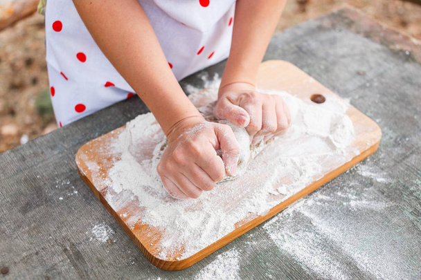 Making dough for the cake in the woods - Valokuva, kuva