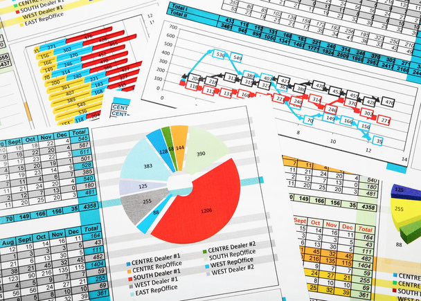 Üzleti jelentések színes diagramokban - Fotó, kép