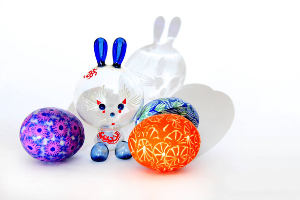 Easter bunny and painted eggs - Easter symbol - Φωτογραφία, εικόνα