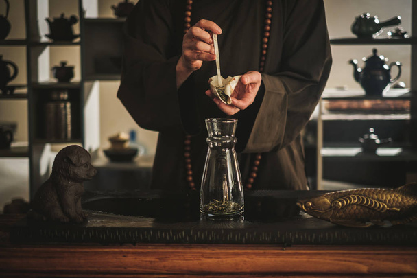 Чайная церемония выполнена чайным мастером
 - Фото, изображение