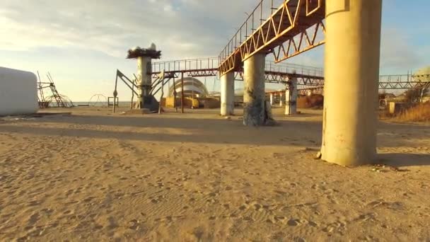 Vue aérienne. Constructions décoratives à Befooz en Crimée - Séquence, vidéo