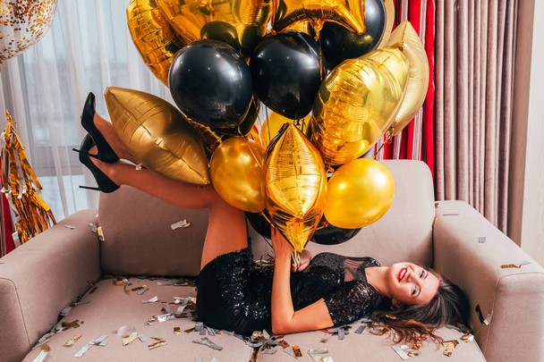 festive occasion happy brunette girl balloons - Φωτογραφία, εικόνα