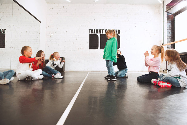 The kids at dance school. Ballet, hiphop, street, funky and modern dancers - Fotoğraf, Görsel