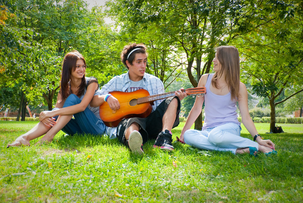 Singing in the park - Photo, Image