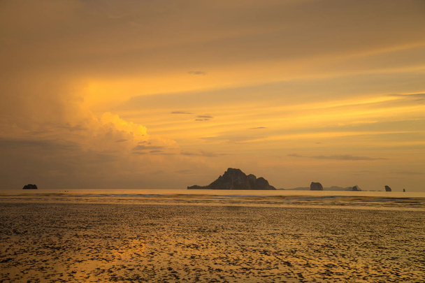 Gloomy tropical sunset,Sunset over Water and Islands,Thailand - 写真・画像