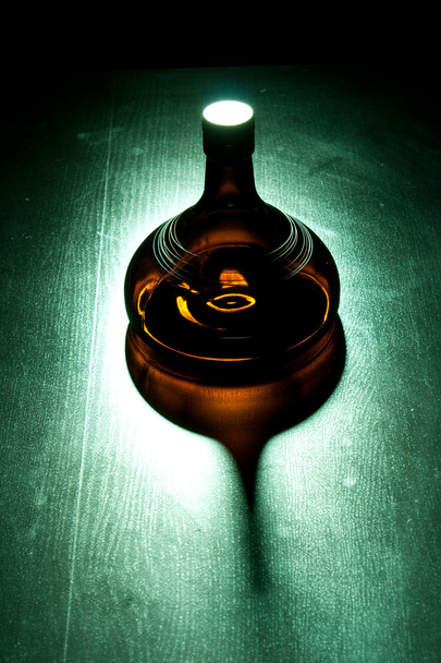 Amber bottle - Valokuva, kuva