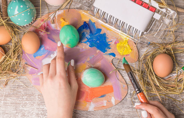 Easter composition with Easter eggs on wooden background - Foto, Bild