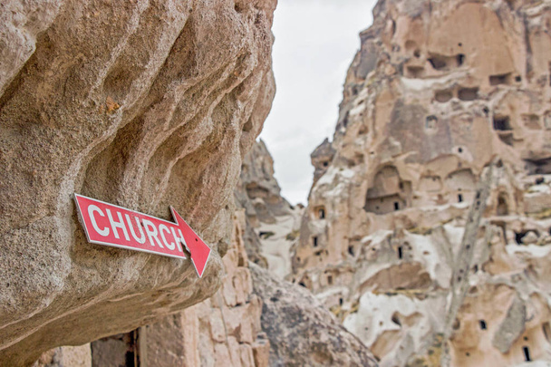 grotkerk in Uchisar Cappadocië - Foto, afbeelding