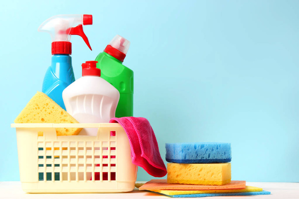 cleaning product on a colored background side view. Professional cleaning products, spring cleaning. Household chemicals - Foto, Bild