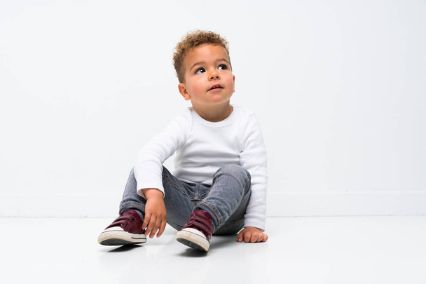 kid over isolated white background - Foto, Imagen