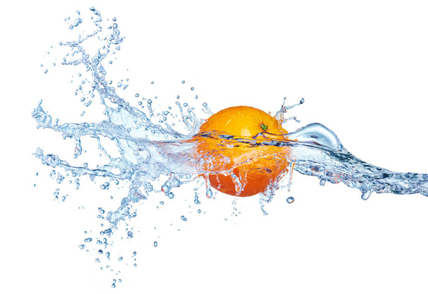 orange fruit in splash - Zdjęcie, obraz