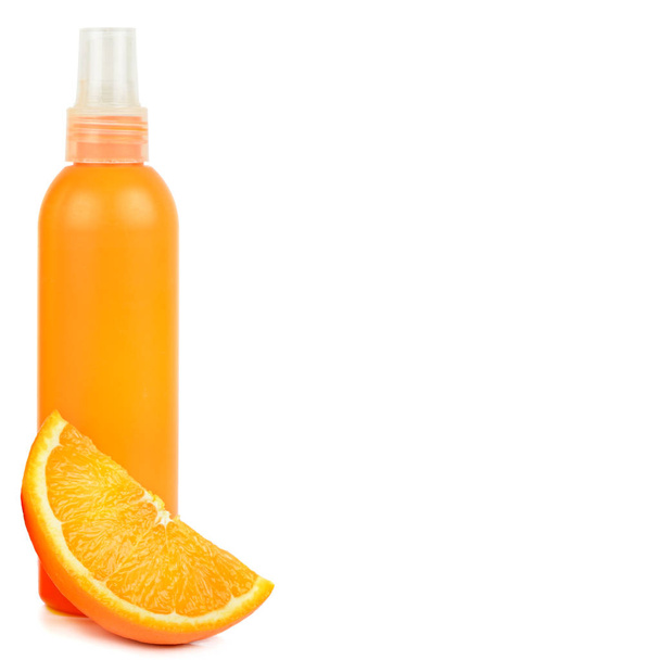 Orange natural cosmetic products: Suntan oil and lotion. Vials i - Foto, Imagen