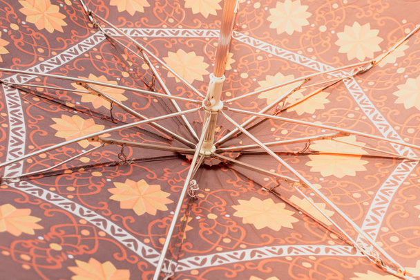 Outdoor umbrella with beautiful pattern - Fotoğraf, Görsel