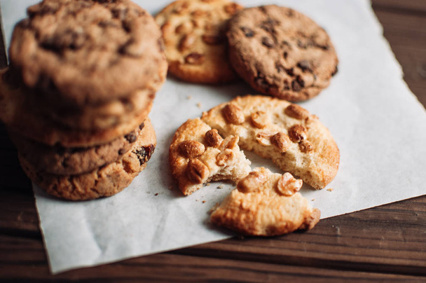 Chocolate cookies flat lay  - Foto, Bild