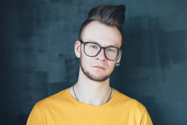 strict disappointed emotional hipster guy portrait - Foto, afbeelding