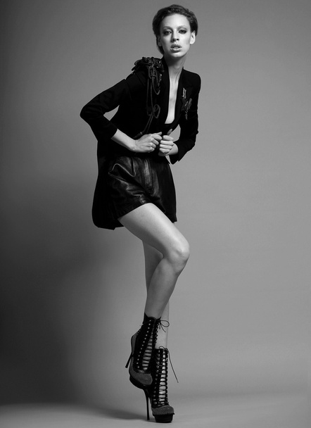 Trend. Tendency. Fashionable Posh Ambitious Woman in Black. High Fashion - Фото, зображення