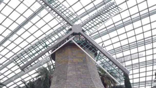Garden by the bay, Flower Dome, windmill - Footage, Video