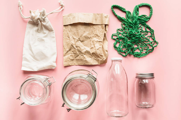 Set of jars and paper bag for zero waste storage and shopping. No Plastic. - Foto, afbeelding