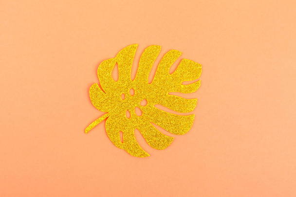 Кольоровий долота листя
 - Фото, зображення