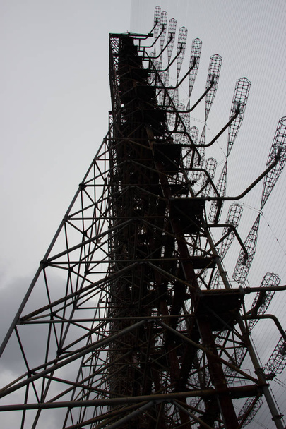 Военная антенна в Чернобыле, тур в Чернобыль и Припять
 - Фото, изображение