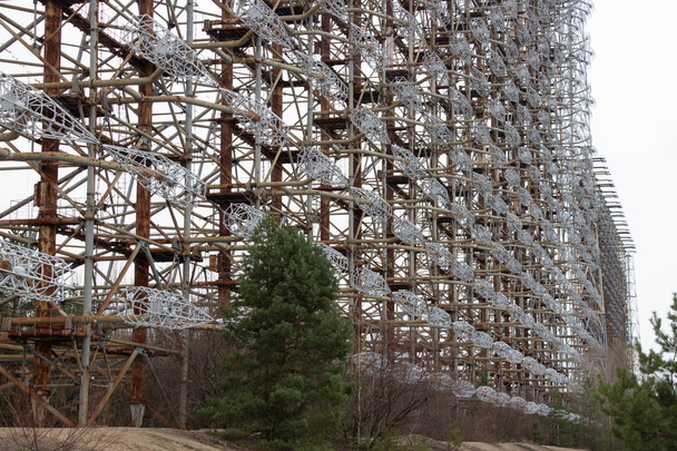 Antena militar em Chernobyl, Tour a Chernobyl e Pripyat
 - Foto, Imagem