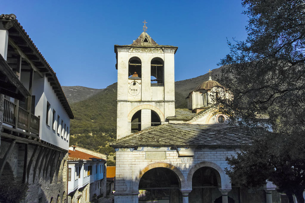 Średniowieczny klasztor Timiou Prodromou św Jana Chrzciciela w pobliżu miasta Serres, Macedonia Środkowa, Grecja - Zdjęcie, obraz