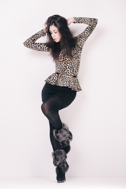 Leopard brunette girl - Zdjęcie, obraz