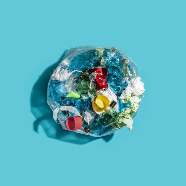 Garbage bag with plastic and mixed waste - Фото, зображення
