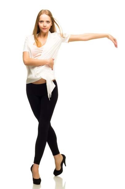 Young beautiful modern dancer performing - Foto, imagen