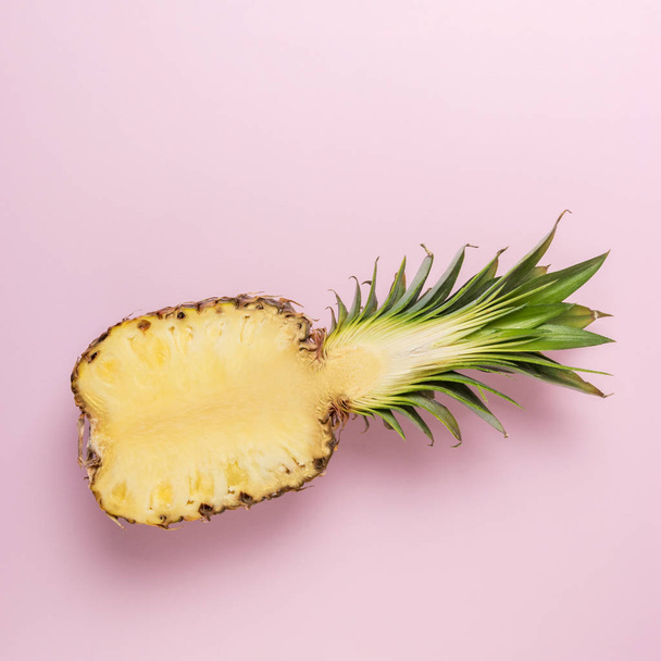 Creative composition with sliced pineapple on bright background. Creative minimal summer concept. - Fotoğraf, Görsel