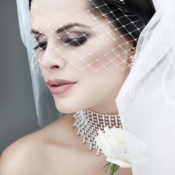 Portrait of beautiful bride. Wedding dress. Wedding decoration - Fotografie, Obrázek