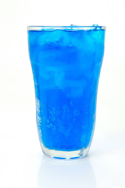 Soda drinks isolated against a white background - Фото, зображення