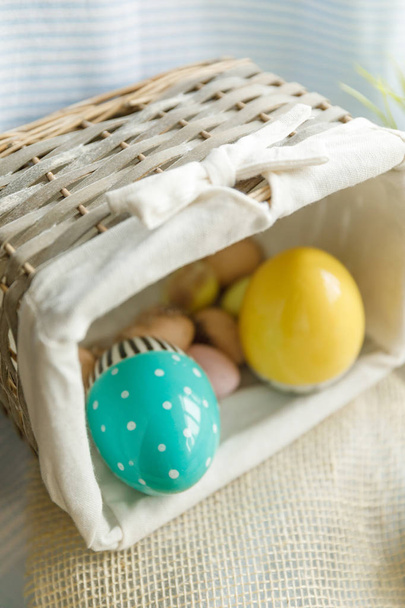 Easter composition with eggs on wooden background - Foto, Bild