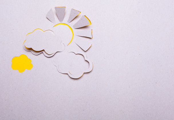Sun and cloud origami - 写真・画像