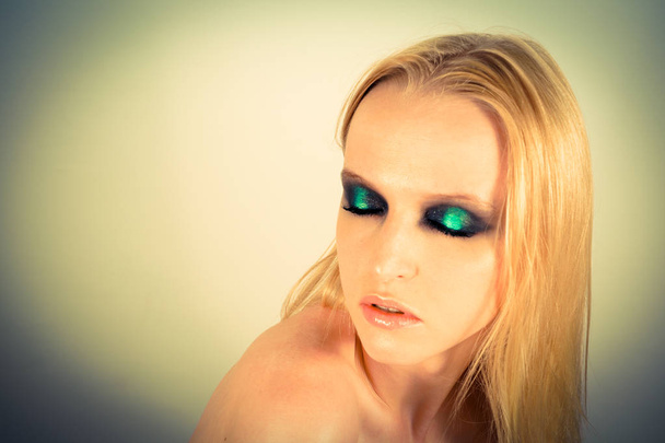 Make-up s zelené stíny - Fotografie, Obrázek
