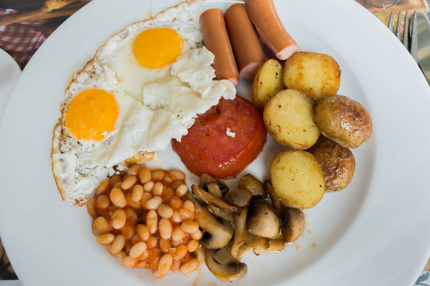 Anglická snídaně na talíři - Fotografie, Obrázek